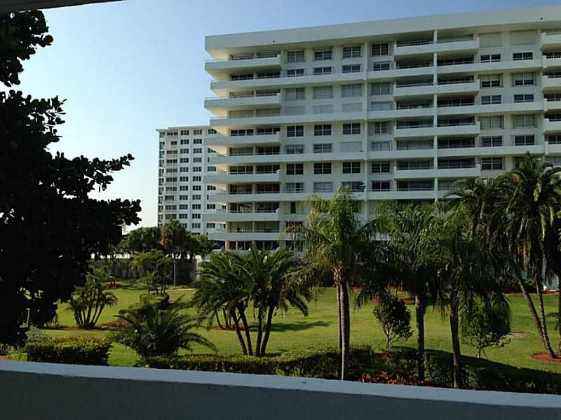 Property Photo:  177 Ocean Ln 215  FL 33149 