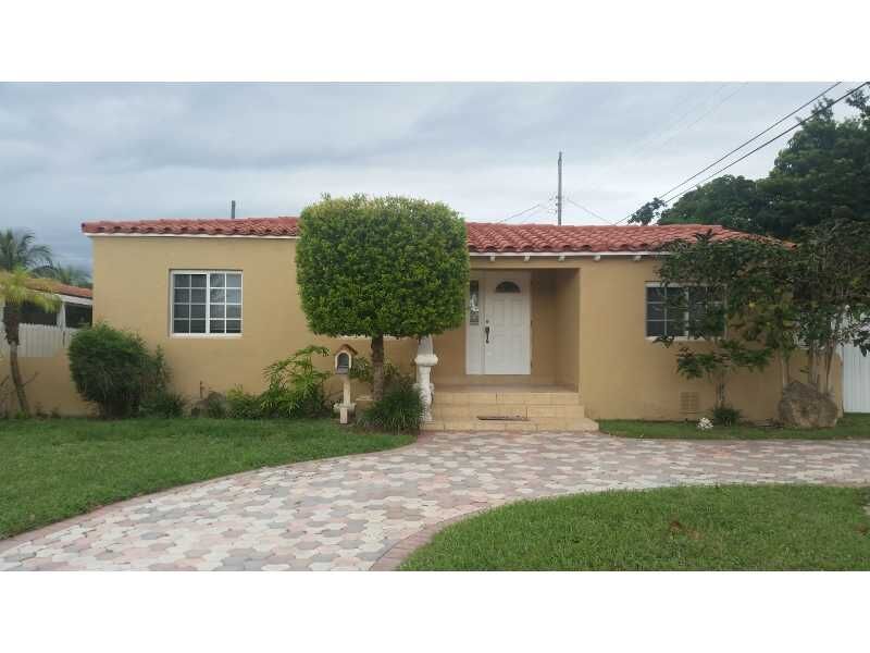 Property Photo:  520 SW 56 Av  FL 33134 