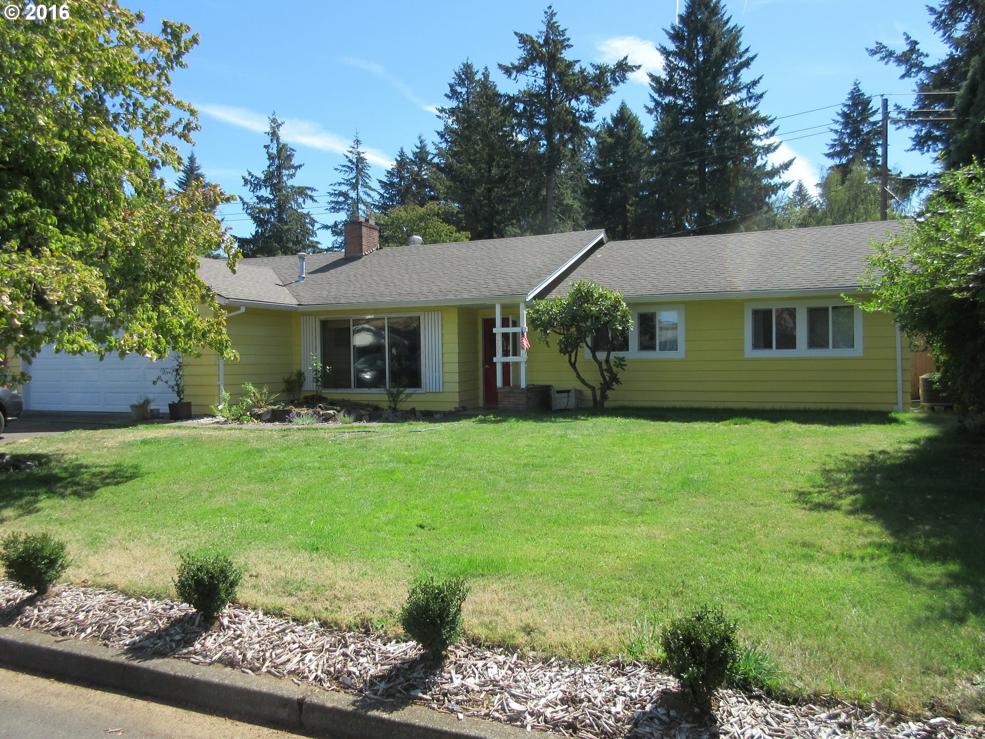 Property Photo: 9705 SE 7th St WA 98664
