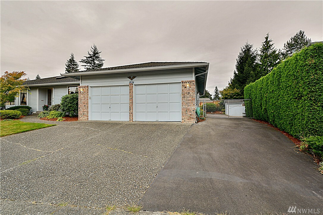 Property Photo:  1824 243rd Place SE  WA 98021 