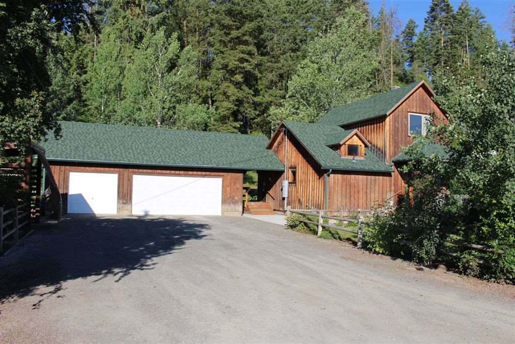 Property Photo:  712 Valley-Westside Rd  WA 99114-9999 