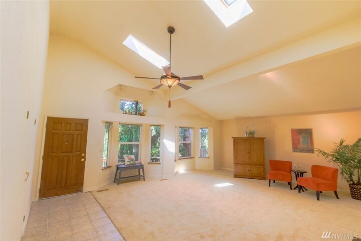 Property Photo:  2728 Webber Ct  WA 98388 