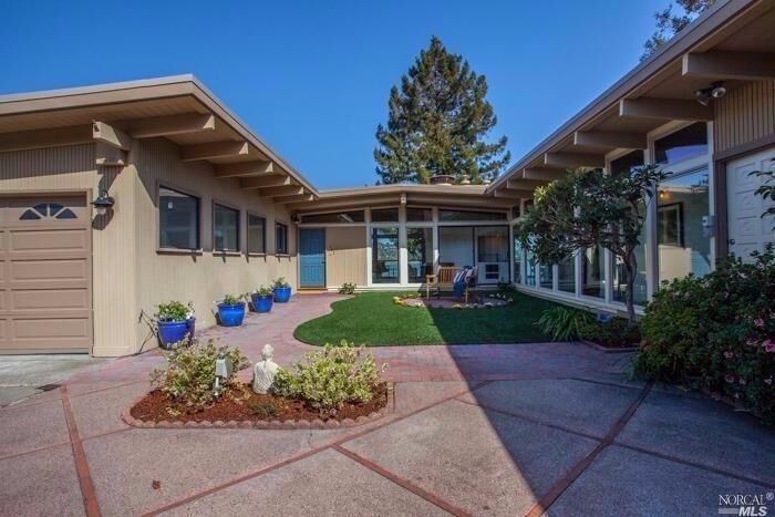 Property Photo:  301 East Strawberry Drive  CA 94941 