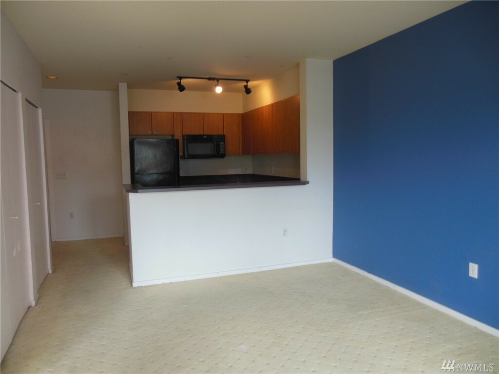 Property Photo:  668 S Lane St 510  WA 98104 