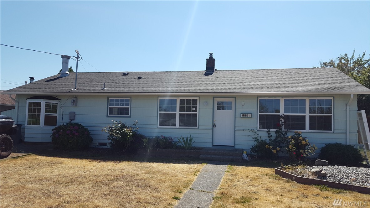 Property Photo: 1305 Broadview Dr WA 98221
