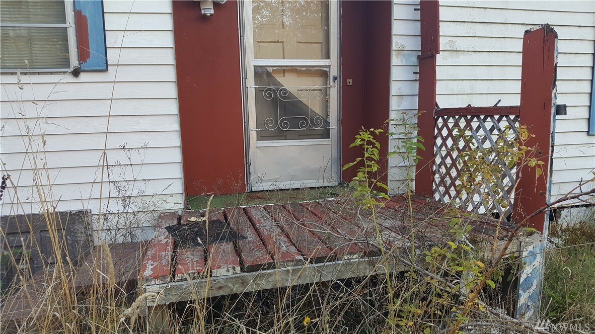 Property Photo: 403 Reflection Lane SE WA 98576