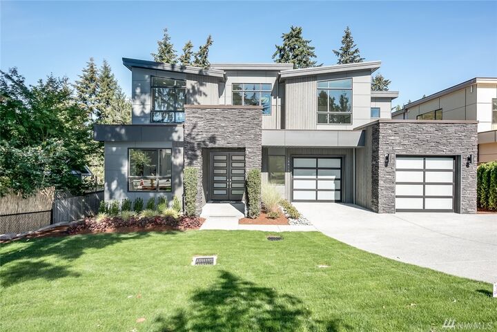 11414 NE 94th St  Kirkland WA 98033 photo