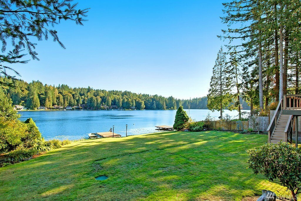 Property Photo: 4050 W Ames Lake Dr NE WA 98053