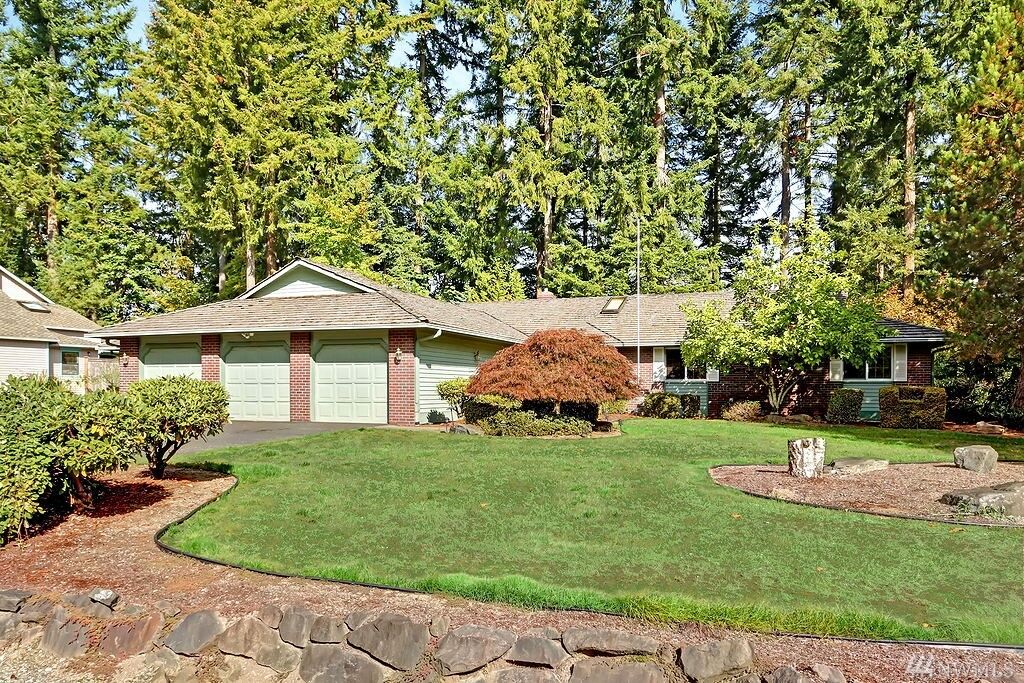 Property Photo: 16948 SE 327th Place WA 98092