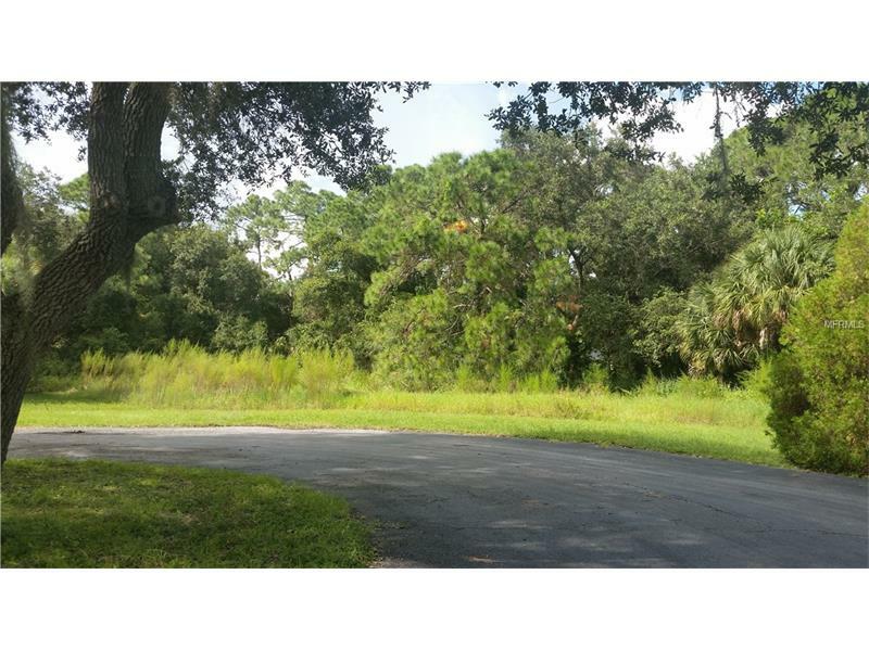 Property Photo:  4402 Satinleaf Lane  FL 34241 