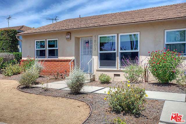 Property Photo: 7803 Flight Ave CA 90045