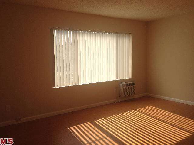 Property Photo:  1833 N Normandie Ave 307  CA 90027 