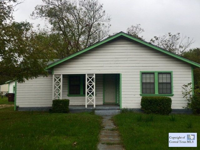 Property Photo: 326 Frio TX 78644