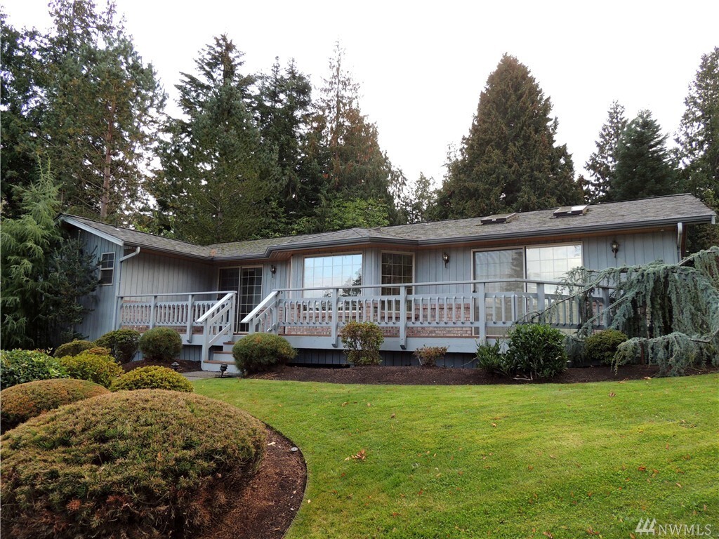 Property Photo: 475 Nezperce Place WA 98257