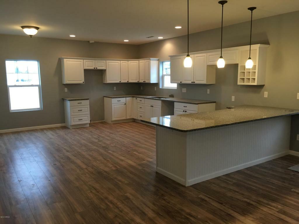 Property Photo: 503 Nathaniel Ave WA 98953