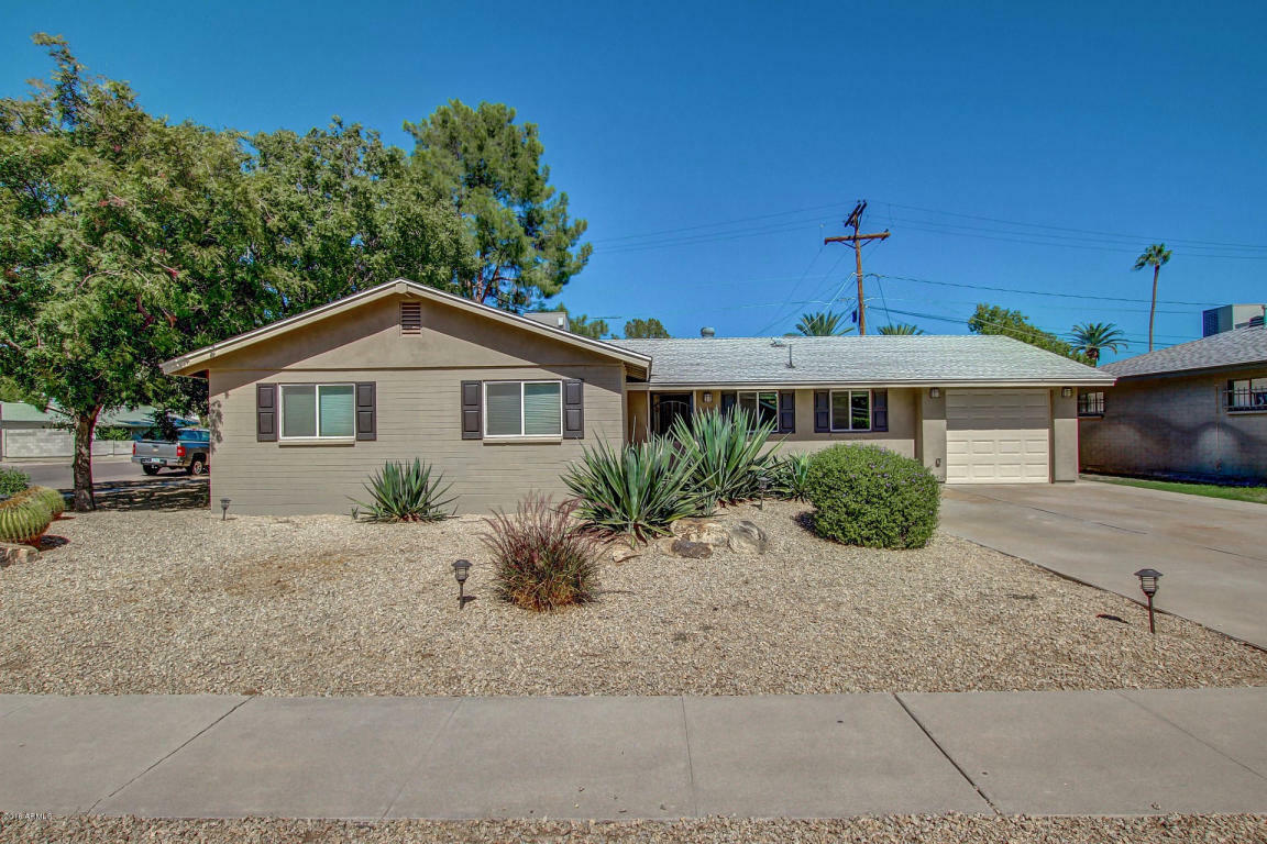 Property Photo:  3400 E Clarendon Avenue  AZ 85018 