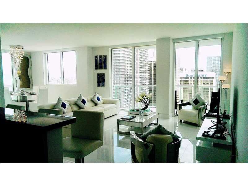 Property Photo: 253 NE 2nd St 3509 FL 33132