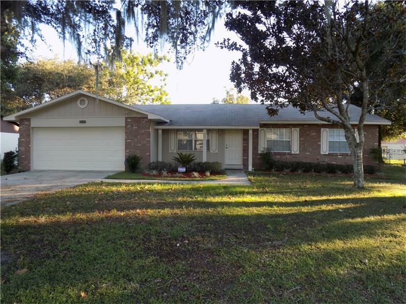 Property Photo: 15804 Susanne Drive FL 32778