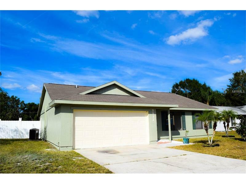 Property Photo:  5532 Garden Grove Circle  FL 32792 