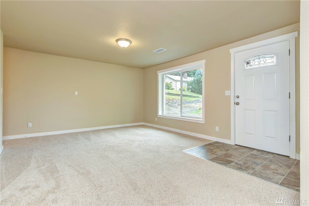 Property Photo: 3424 NE 7th Place WA 98056