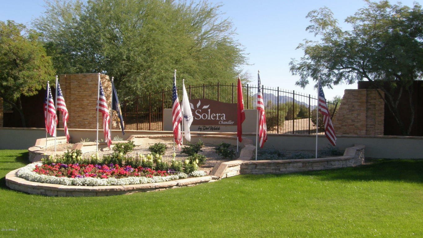 Property Photo:  3350 E Torrey Pines Lane  AZ 85249 