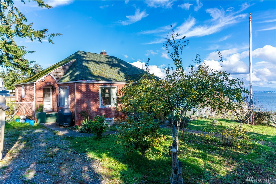 Property Photo:  4817 Arnes Rd  WA 98236 