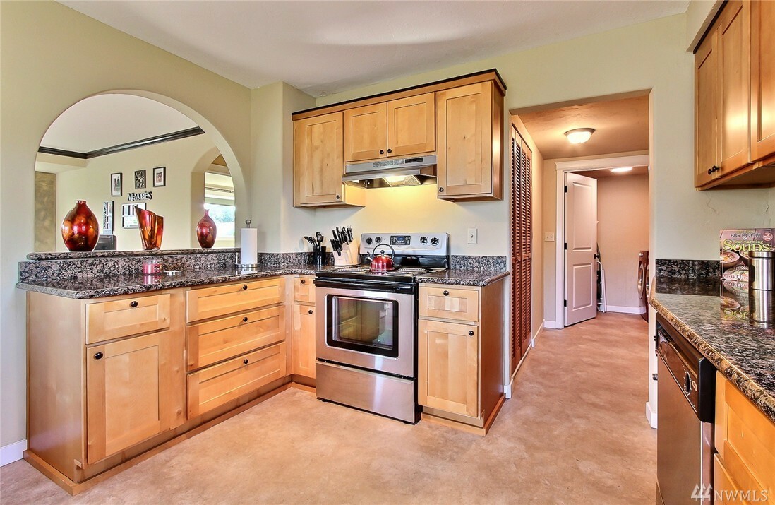 Property Photo:  7402 Fawcett Ave  WA 98408 