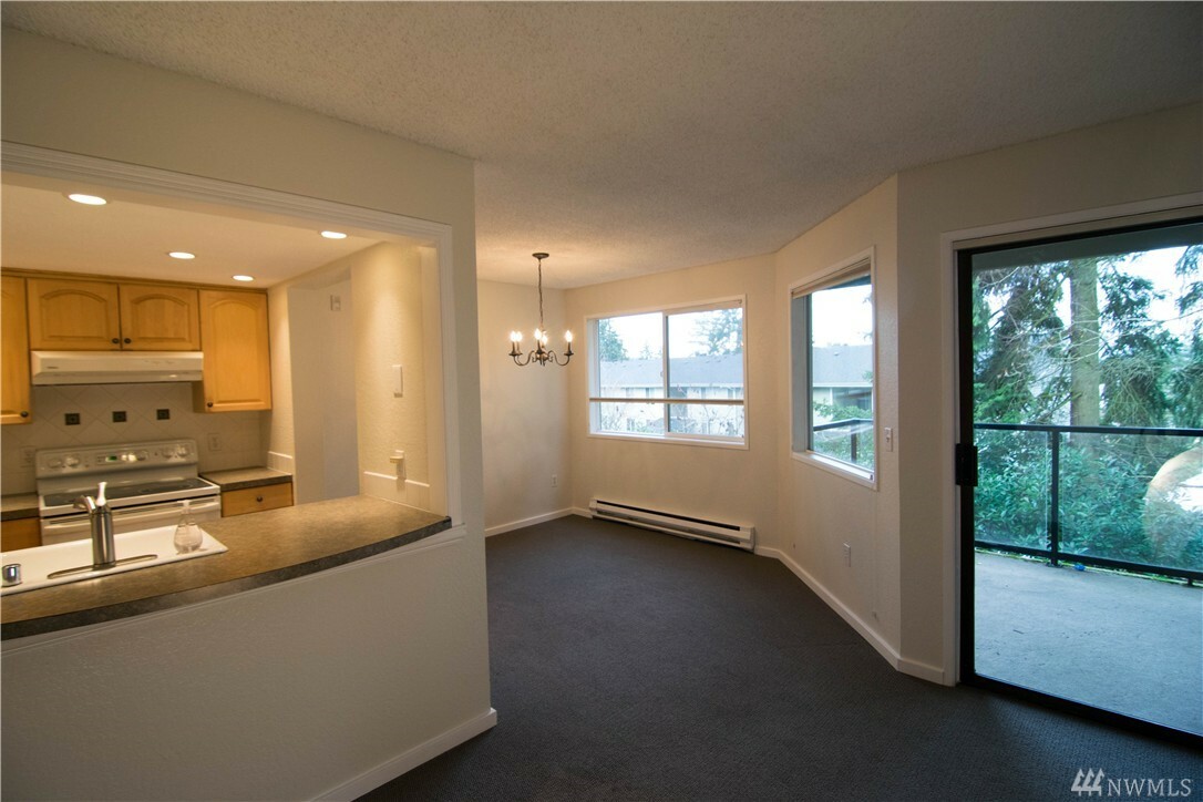 Property Photo:  4189 W Lake Sammamish Pkwy SE B210  WA 98008 