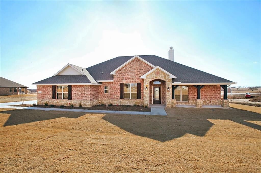 Property Photo:  133 Heather Lane  TX 76234 