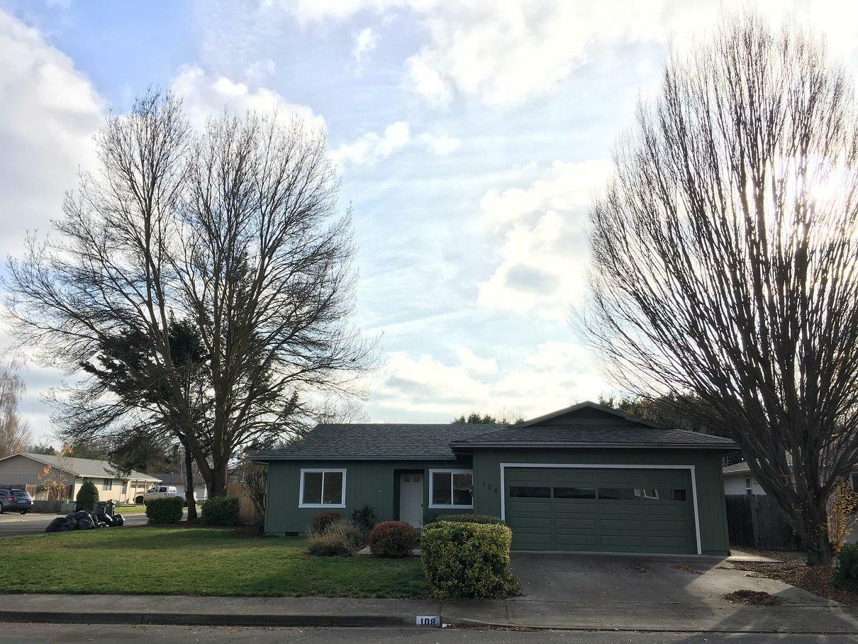 Property Photo: 108 Keystone Court OR 97502