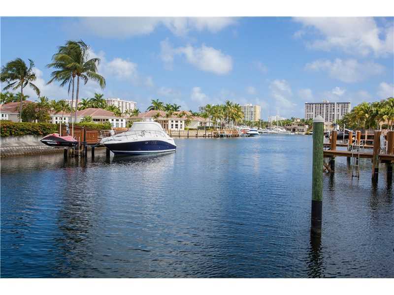 Property Photo:  937 Harbor View N 937  FL 33019 