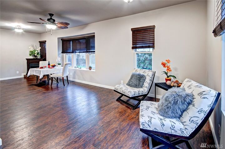 Property Photo:  1625 Virginia Ave  WA 98201 