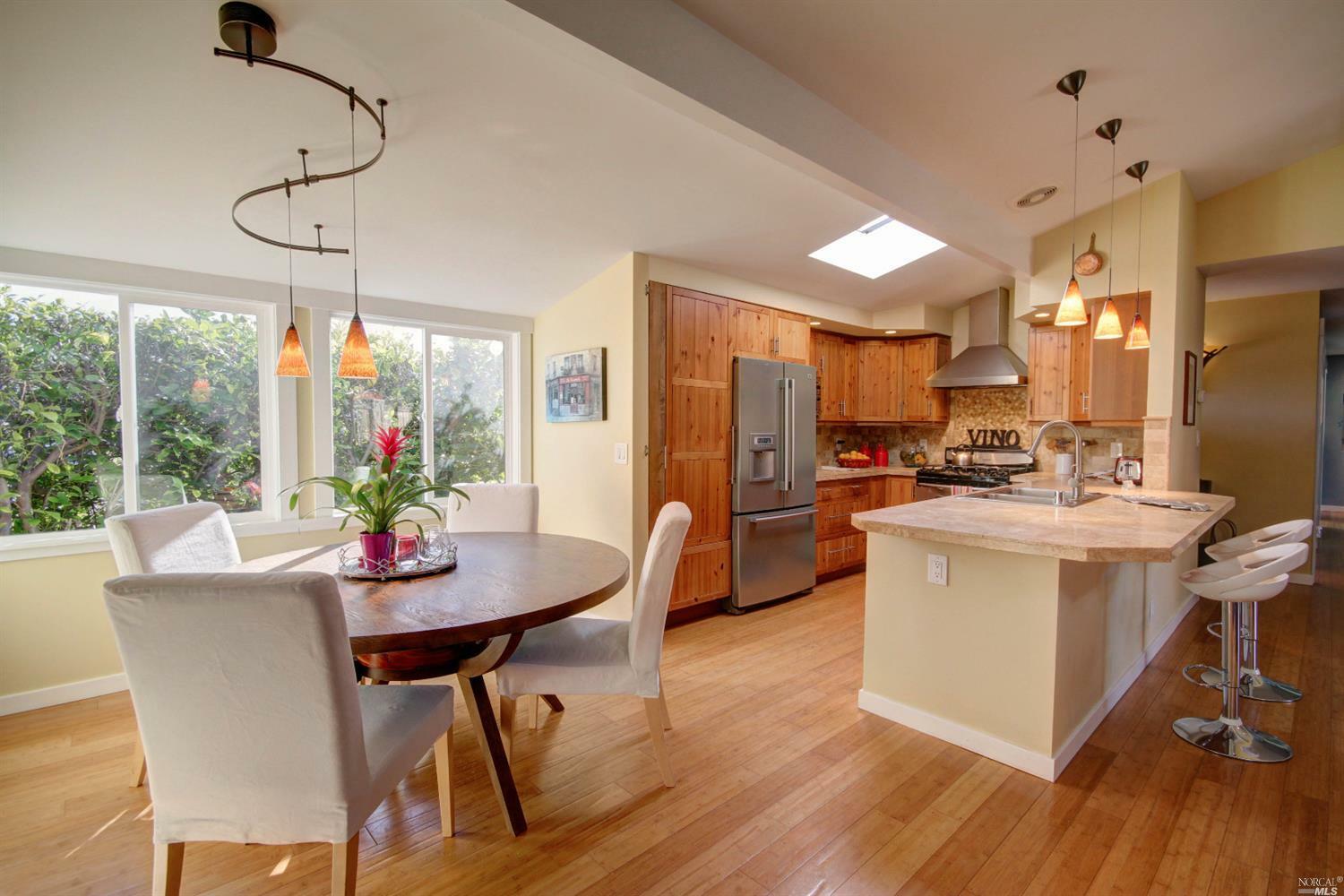 525 Heather Way  San Rafael CA 94903 photo