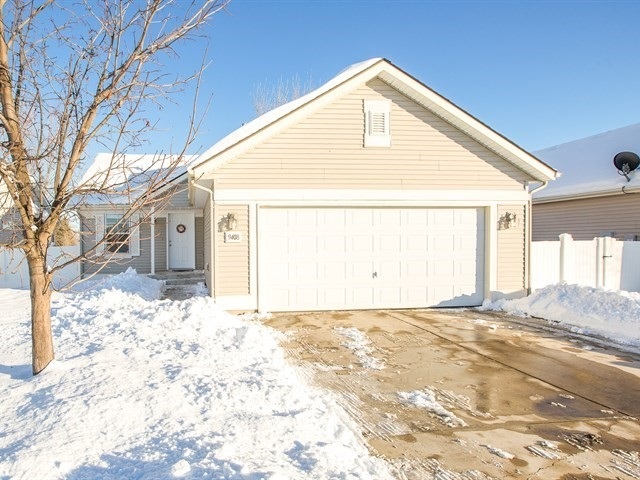 Property Photo: 9408 N Oak St WA 99208