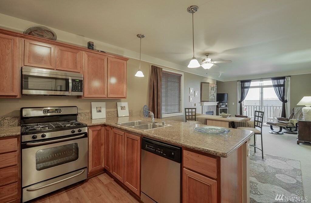 Property Photo: 4763 Morris Ave S R-201 WA 98055