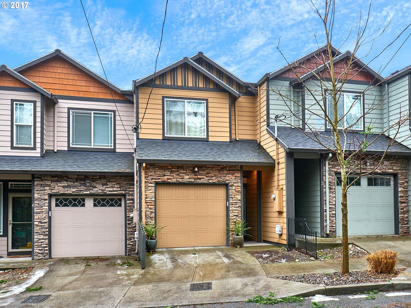 Property Photo:  11299 SW Capitol Hwy  OR 97219 