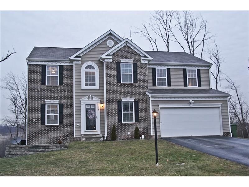 Property Photo: 127 Anchor Court PA 15057