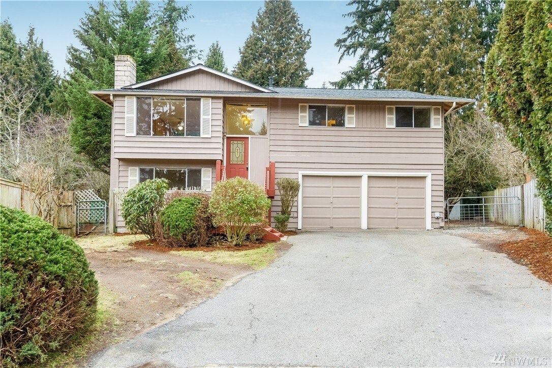 Property Photo:  12116 NE 137th Place  WA 98034 