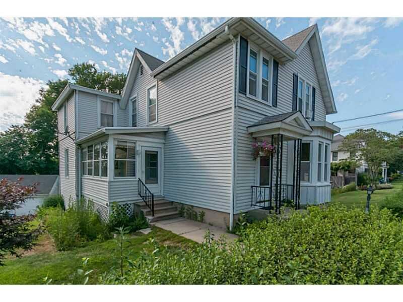 Property Photo:  40 Summer Street  RI 02891 