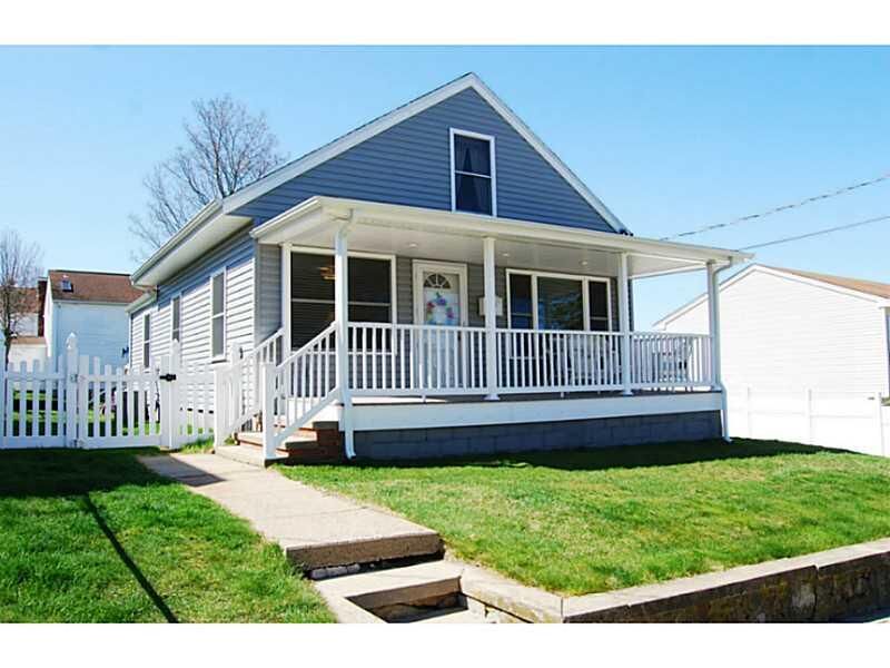 Property Photo:  17 Tower Avenue  RI 02914 