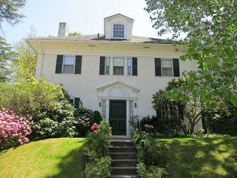 Property Photo:  67 Freeman Pkwy  RI 02906 