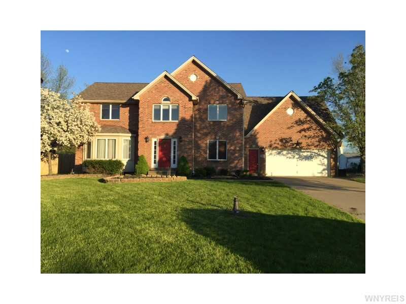 Property Photo:  2582 Joann Court  NY 14304 