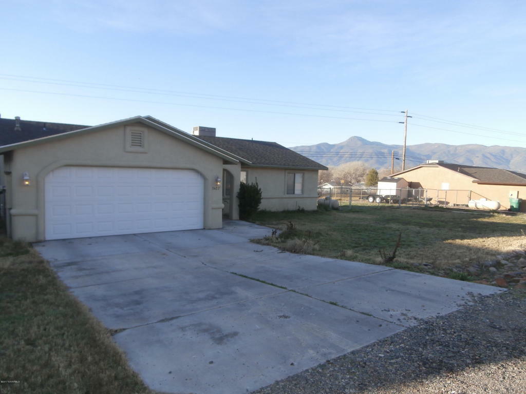 Property Photo:  3427 Phyllis Circle  AZ 86322 