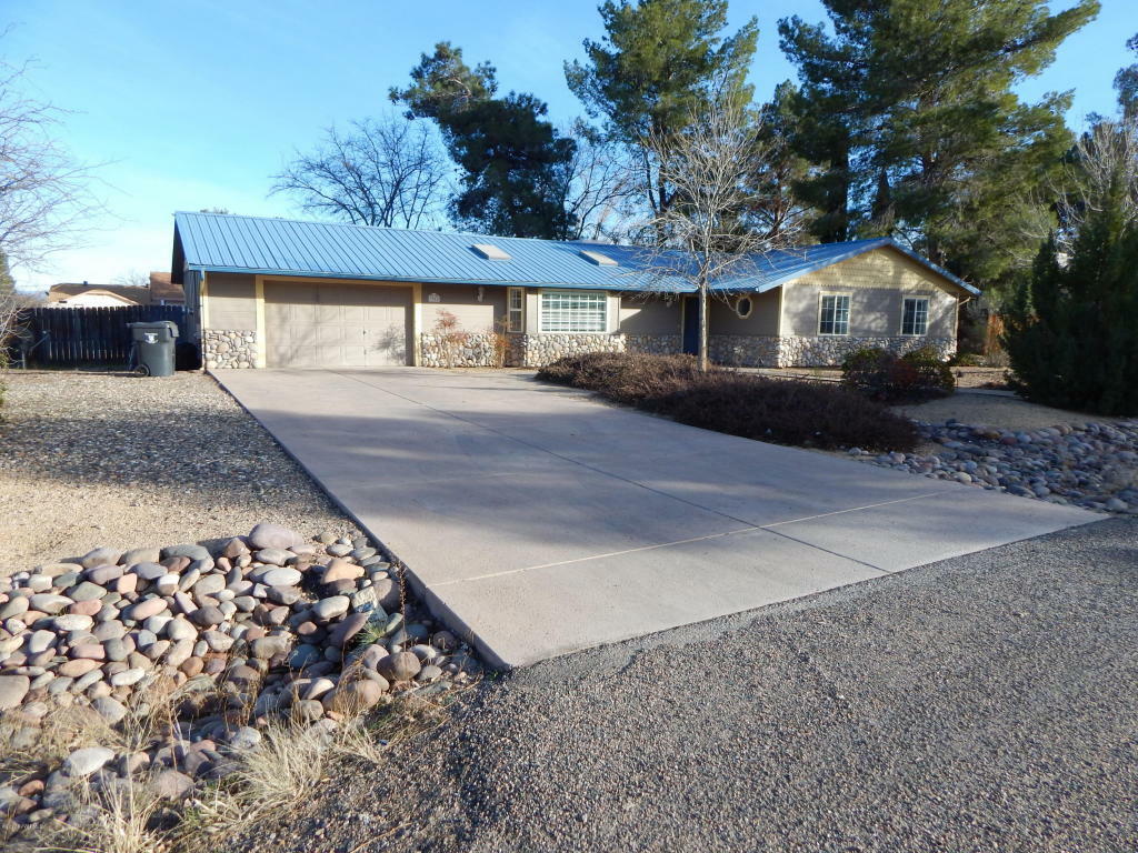 Property Photo:  1851 S Carpenter Lane  AZ 86326 