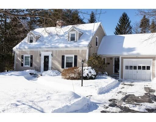 Property Photo:  115 Brattle St  MA 01606 