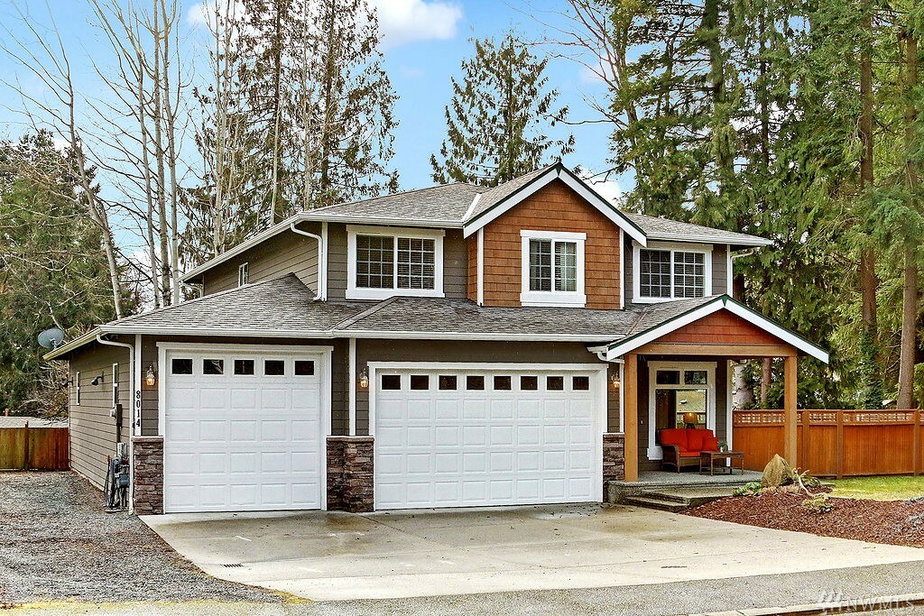 Property Photo:  8014 192nd St SW  WA 98026 