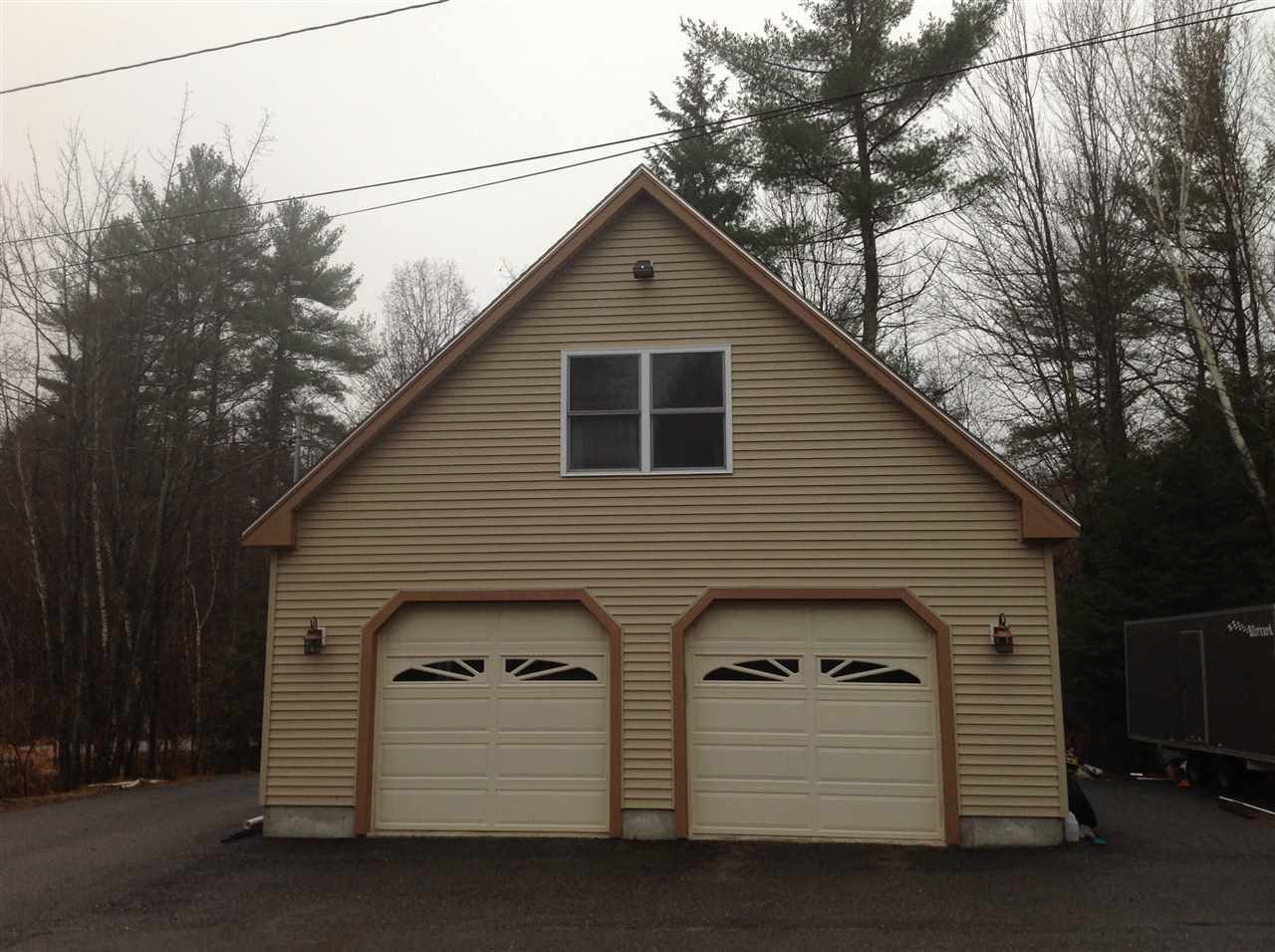 Property Photo:  3 Manor View Drive  NH 03077 