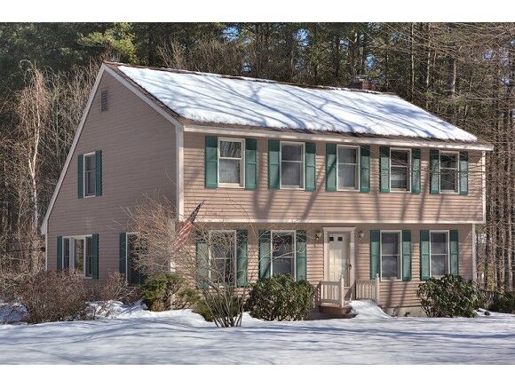 Property Photo:  16 Woodland Drive  NH 03873 