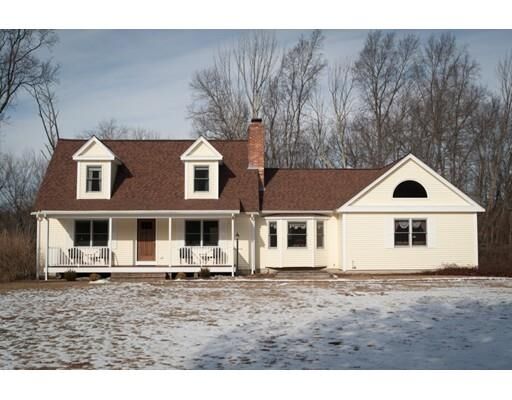 Property Photo:  4 Bradish Farm Road  MA 01568 