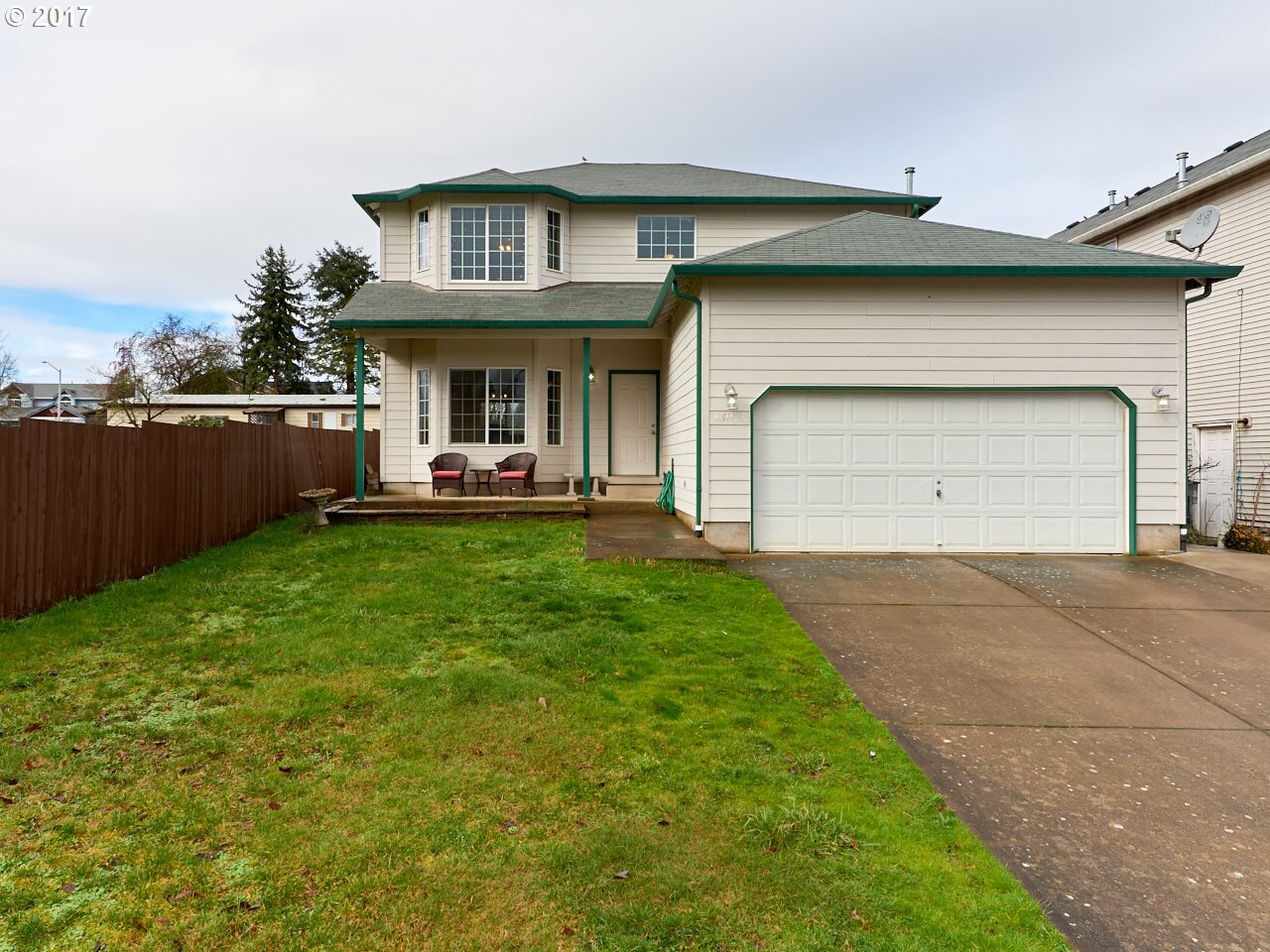 Property Photo:  1311 Glenwood Ct  OR 97127 